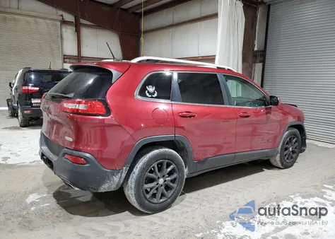 2015 Jeep Cherokee Latitude z USA, uszkodzony, nr VIN 1C4PJLCS1FW536178